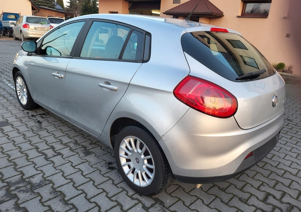 Fiat Bravo cena 8800 przebieg: 226000, rok produkcji 2007 z Dobczyce małe 106